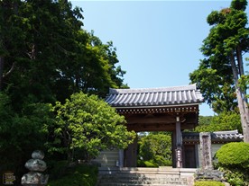 浄妙寺の総門。